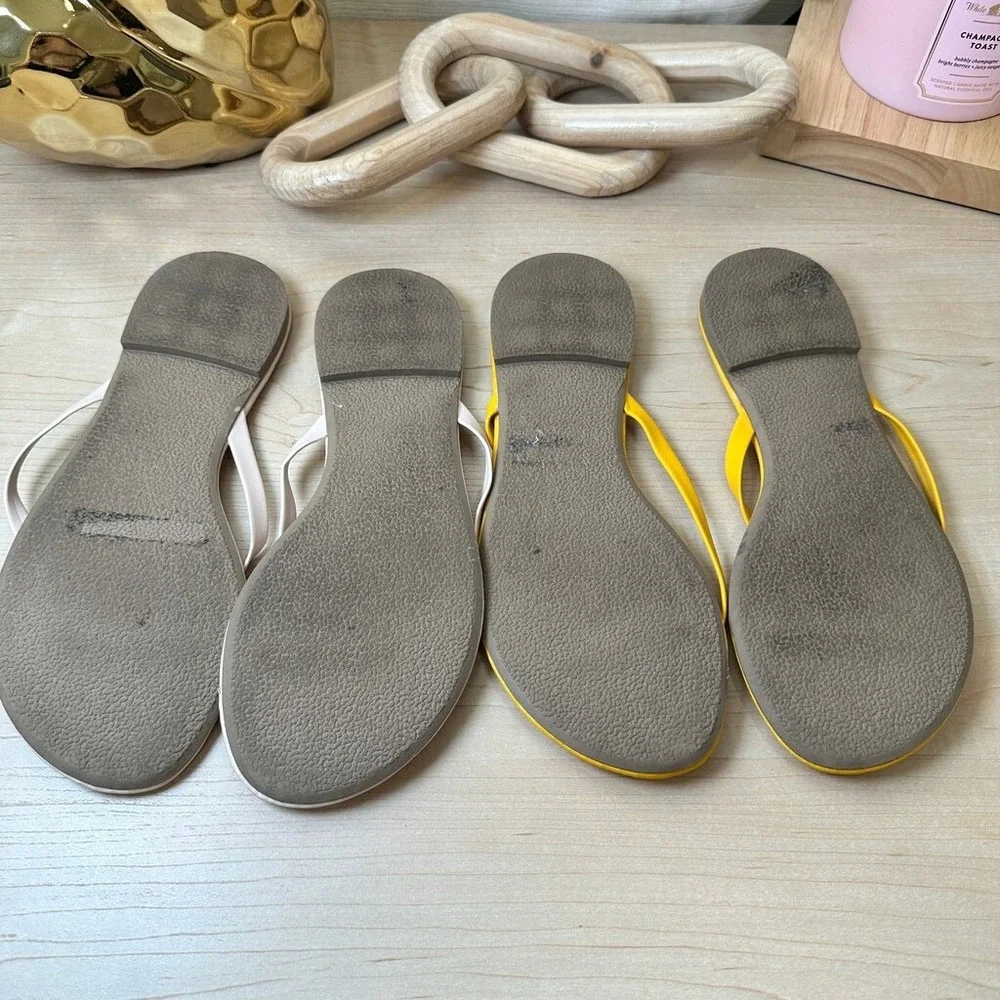 NEW YORK & COMPANY Thong Sandals Yellow Pink Minimalist‎ Bundle Size 6
